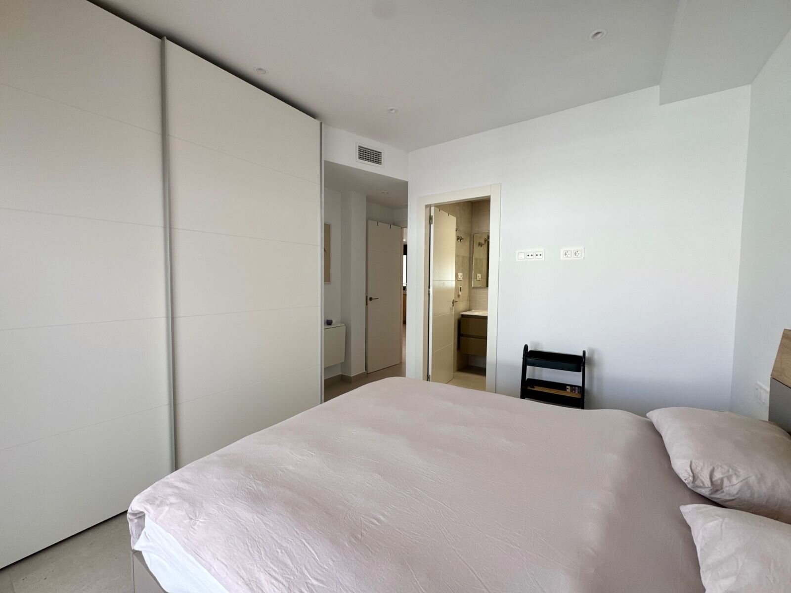 2-Bedroom Apartment in Zona Pueblo, Pilar de la Horadada - Image 15