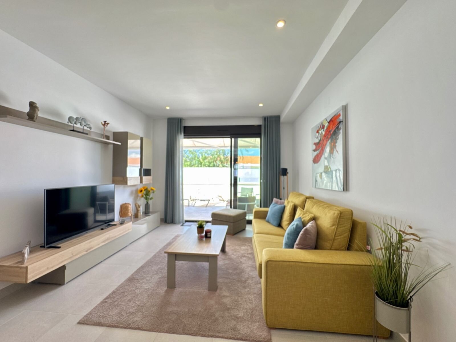2-Bedroom Apartment in Zona Pueblo, Pilar de la Horadada - Image 7