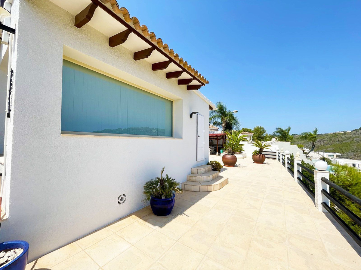 3-Bedroom Detached House in  Calpe | Sunny Casas - Costa ... - Image 16