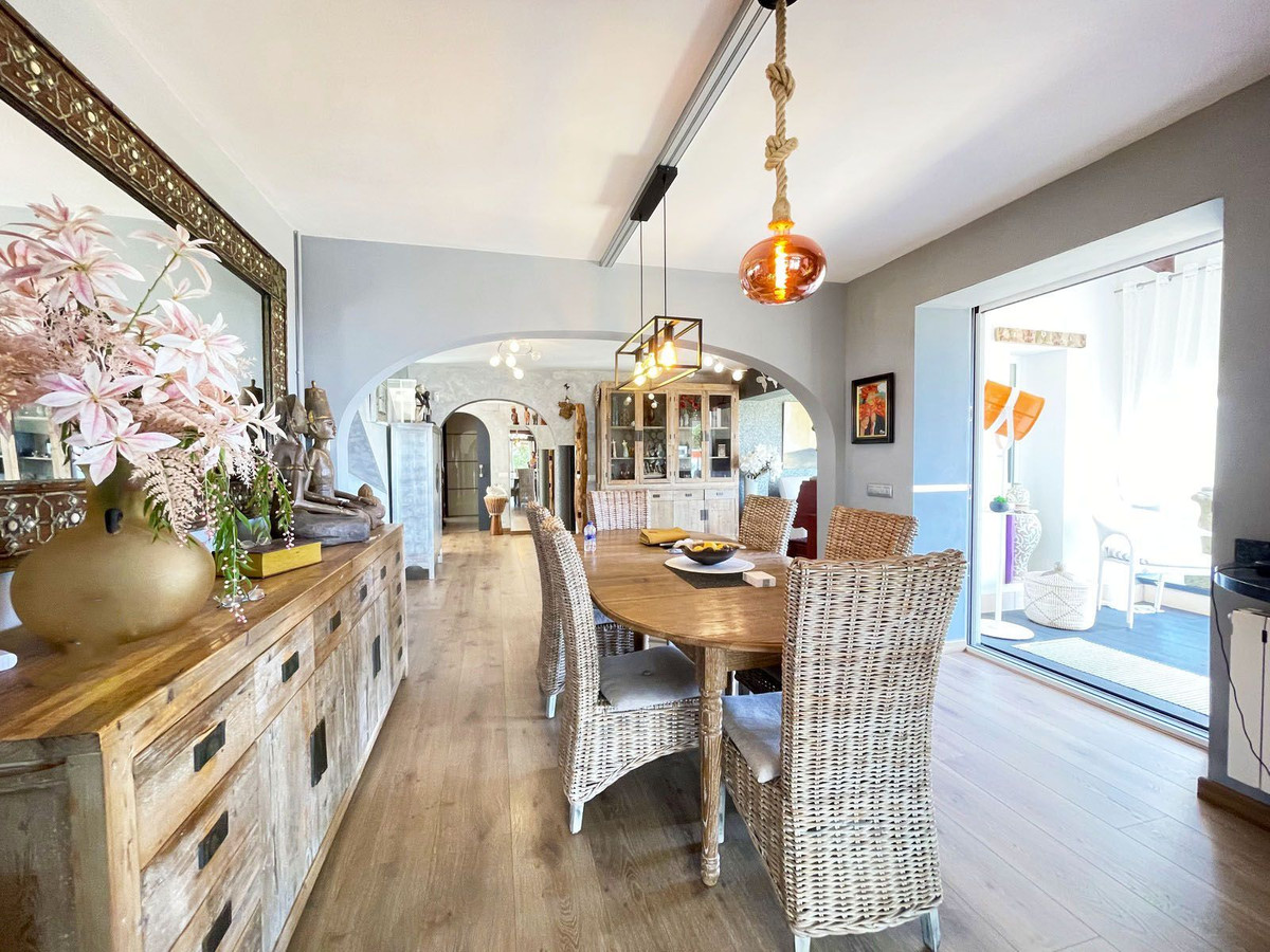 3-Bedroom Detached House in  Calpe | Sunny Casas - Costa ... - Image 4