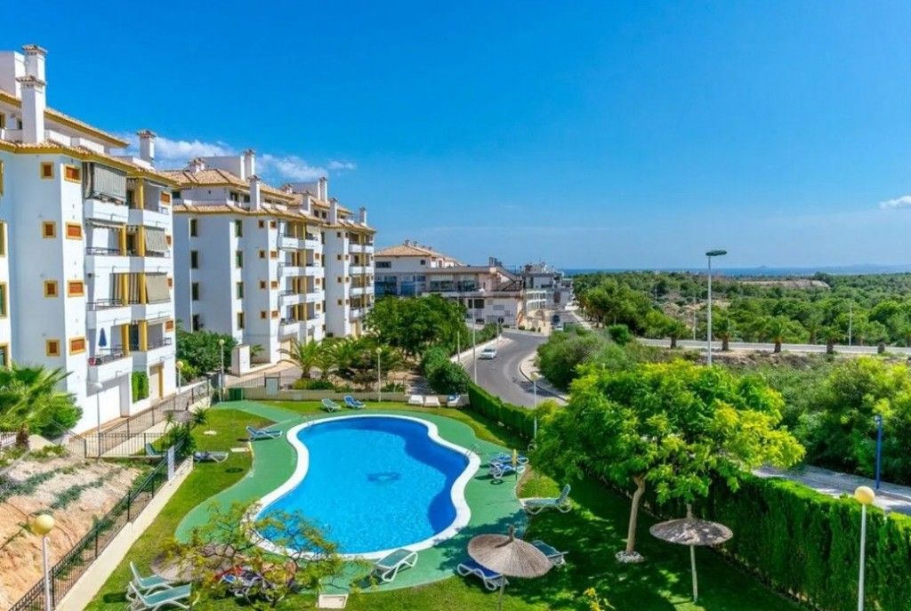 2-Bedroom Penthouse in Lomas de Campoamor-las Ramblas, Orihuela Costa - Image 16