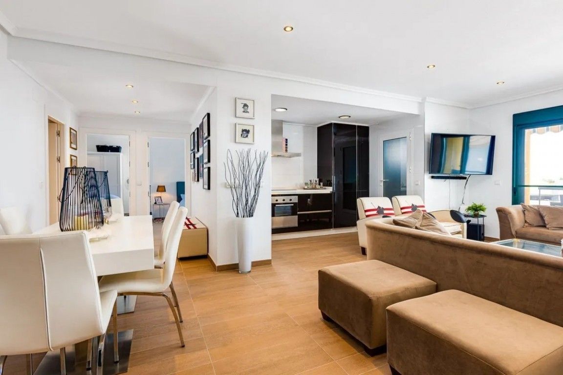 2-Bedroom Penthouse in Lomas de Campoamor-las Ramblas, Orihuela Costa - Image 2