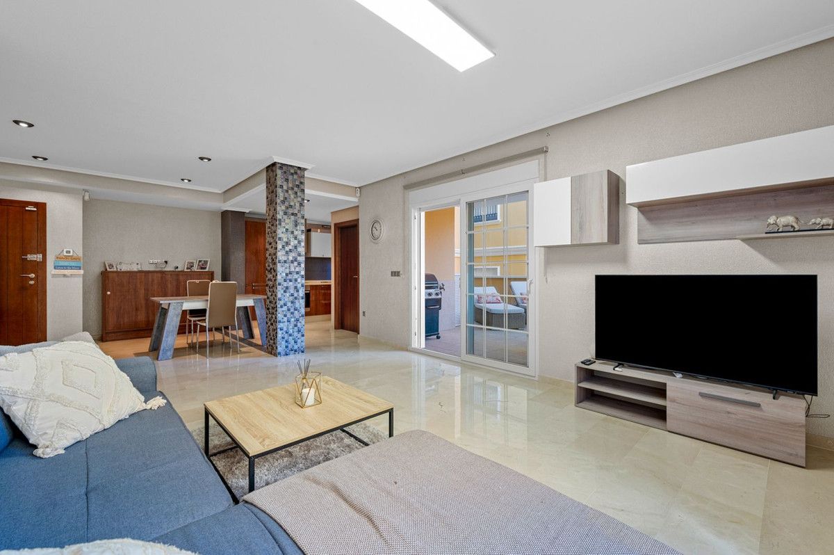 Apartment in Orihuela Costa - Image 12
