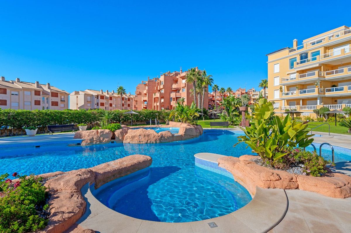 Apartment in Orihuela Costa - Image 26
