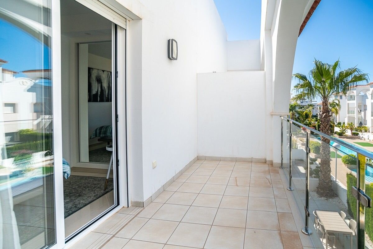 2-Bedroom Villa in Comunidad Valenciana, Almoradi - Image 23