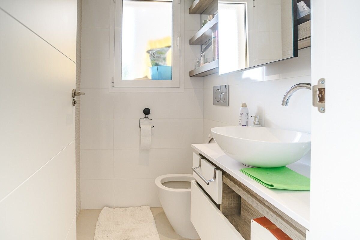 2-Bedroom Villa in Comunidad Valenciana, Almoradi - Image 37