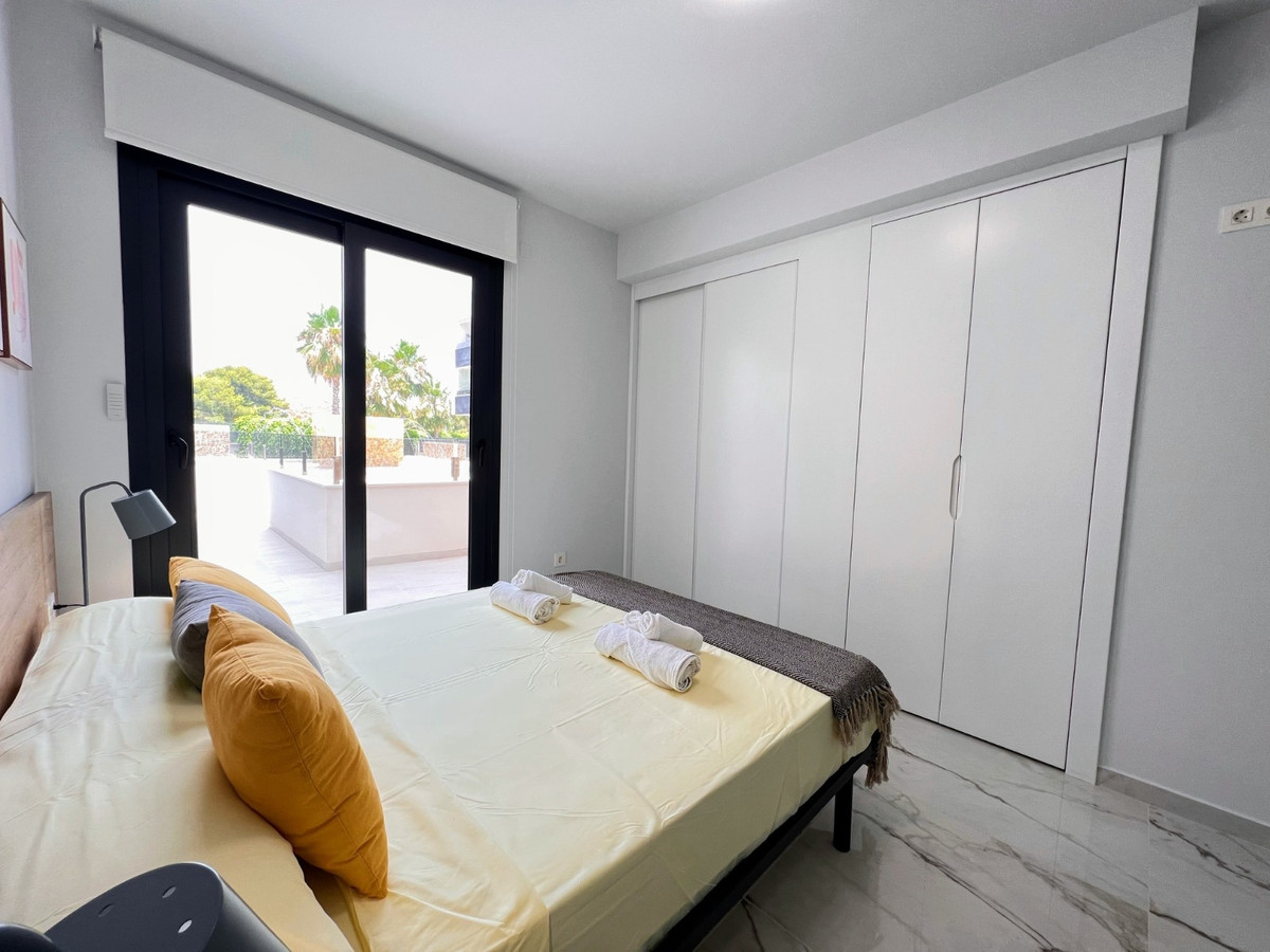 Benedenwoning met 2 Slaapkamers in Los Altos, Orihuela Co... - Image 19