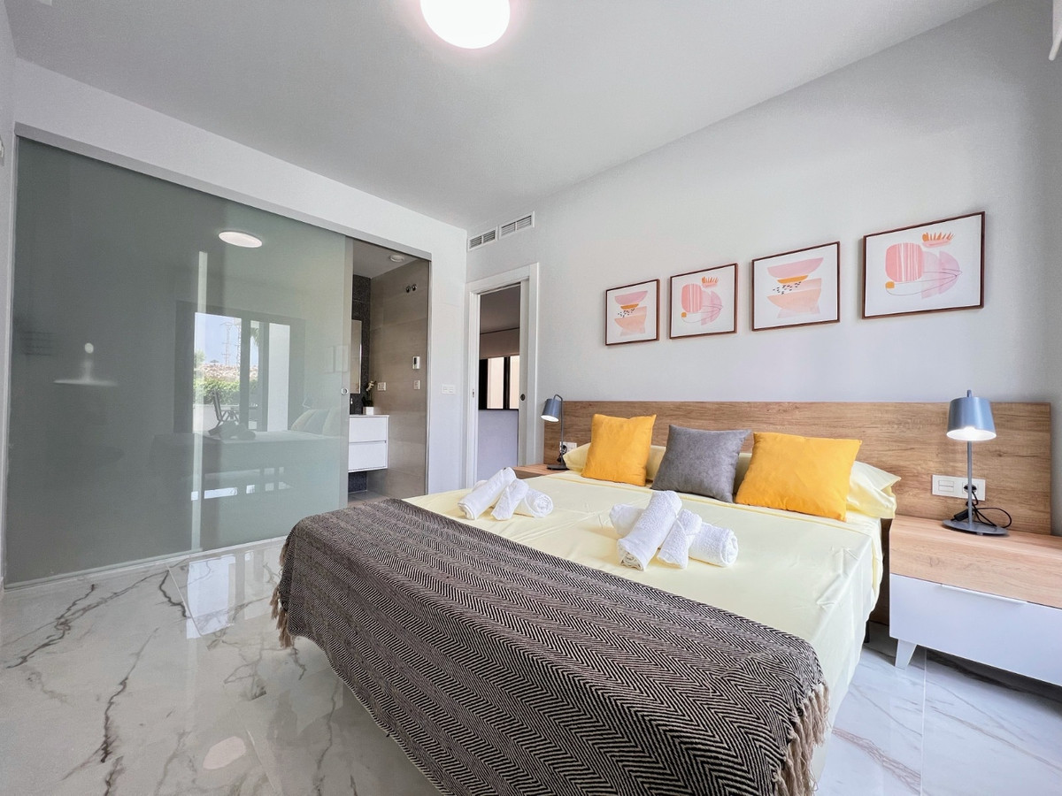 Benedenwoning met 2 Slaapkamers in Los Altos, Orihuela Co... - Image 20