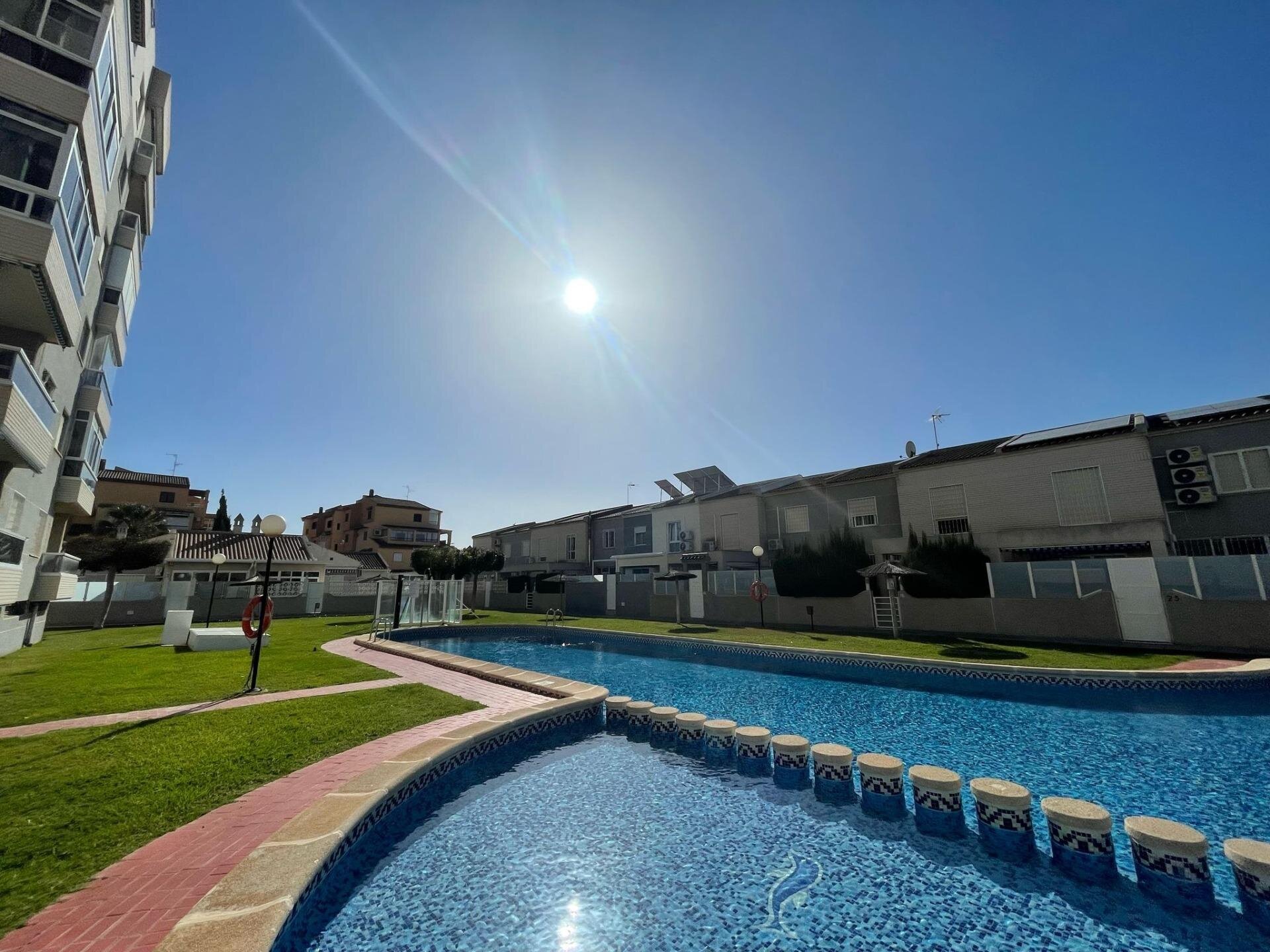 Mieszkanie z 3 Sypialniami w Torreblanca, Torrevieja - Image 32