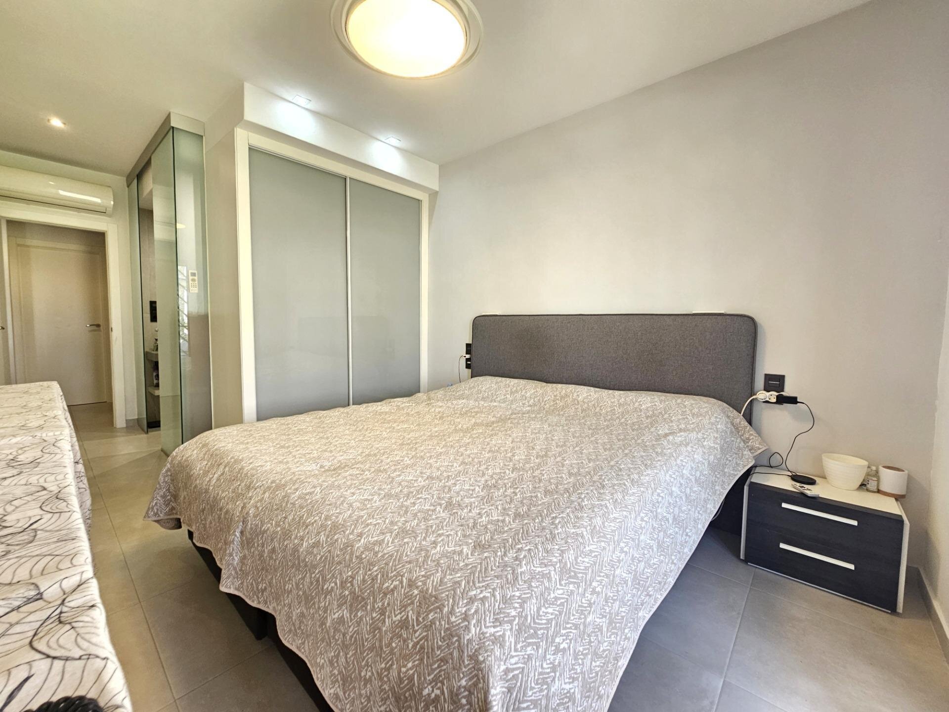 2-Bedroom Apartment in El Raso, Guardamar del Segura - Image 13