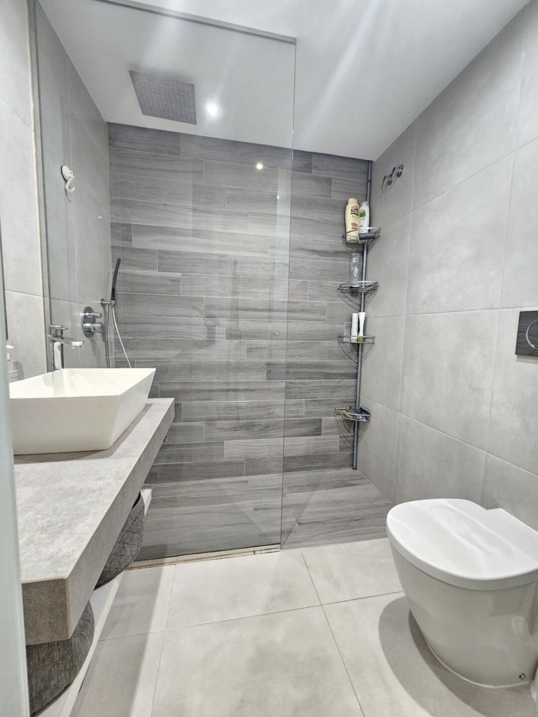 2-Bedroom Apartment in El Raso, Guardamar del Segura - Image 14