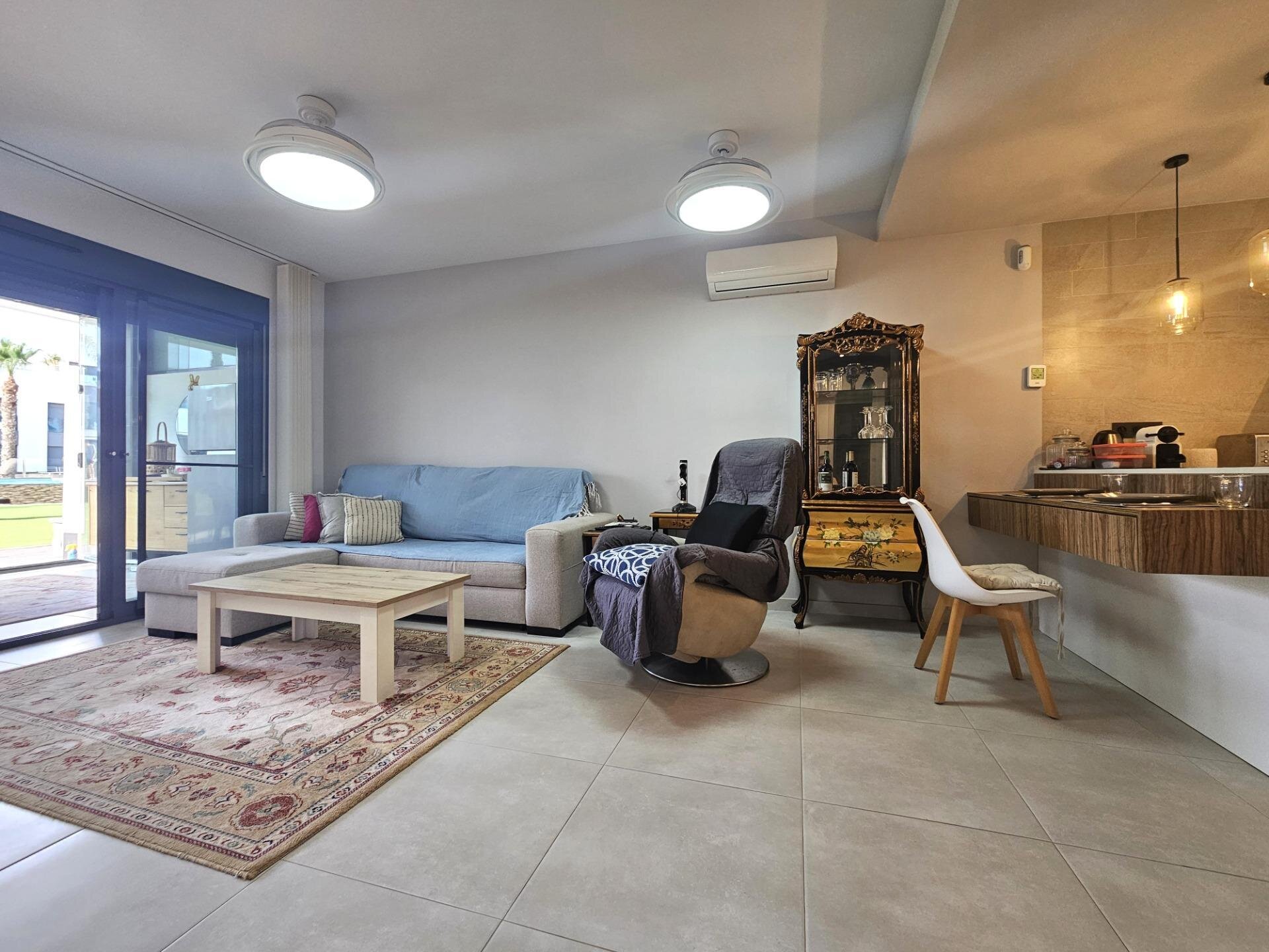 2-Bedroom Apartment in El Raso, Guardamar del Segura - Image 7