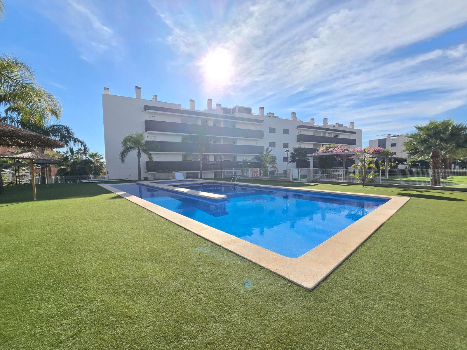 2-Bedroom Apartment in Las Filipinas, Orihuela Costa - Image 1