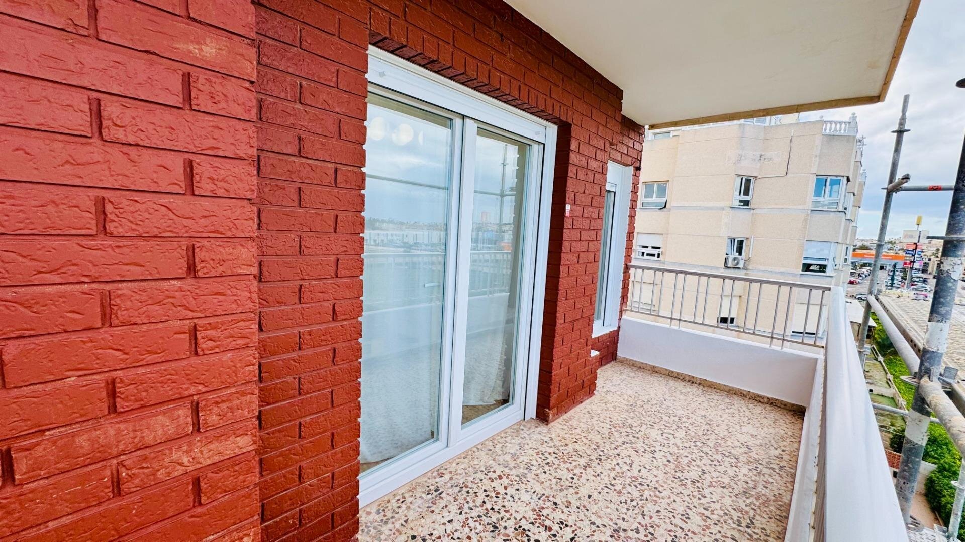 2-Bedroom Penthouse in Punta Prima, Torrevieja - Image 20
