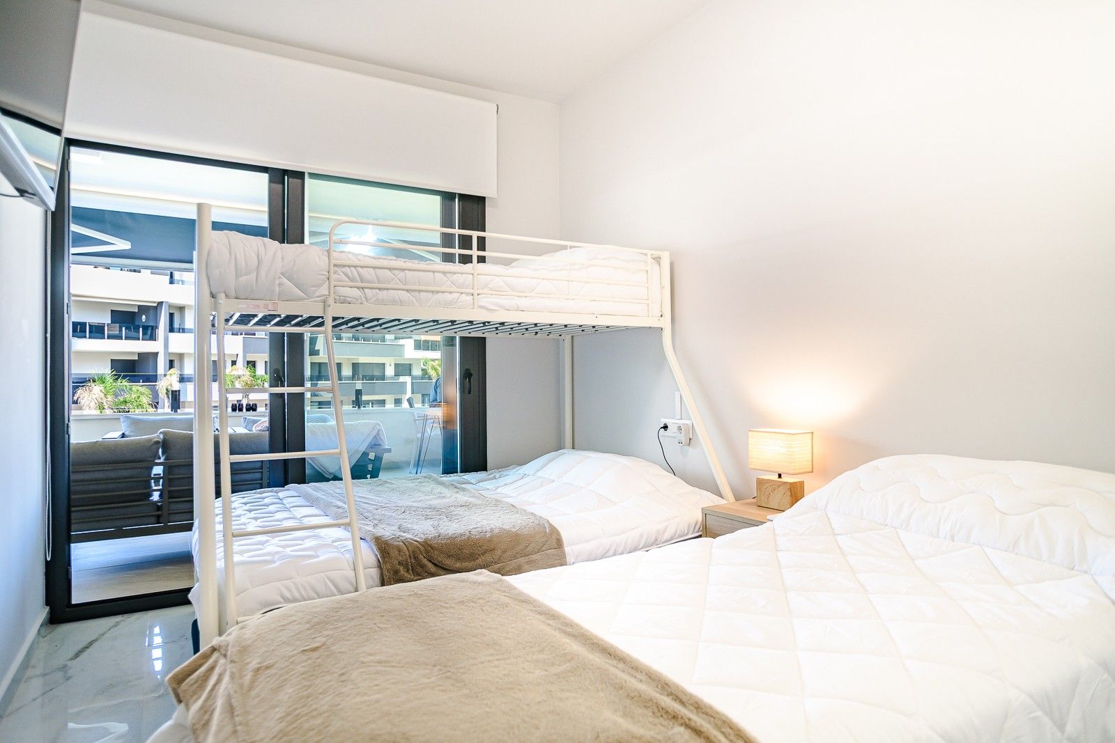 2-Bedroom Apartment in La Zenia, Orihuela Costa - Image 16