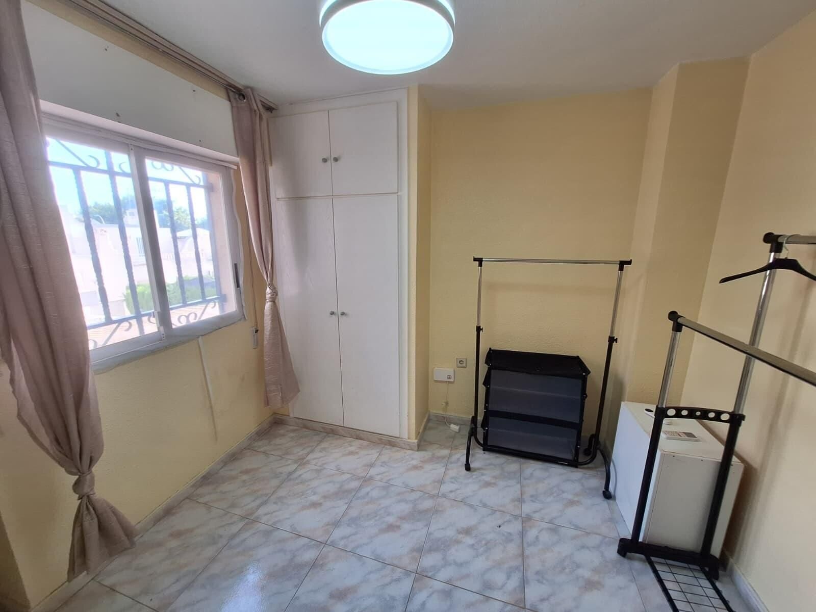 5-Bedroom Quad in Carrefour, Torrevieja - Image 16