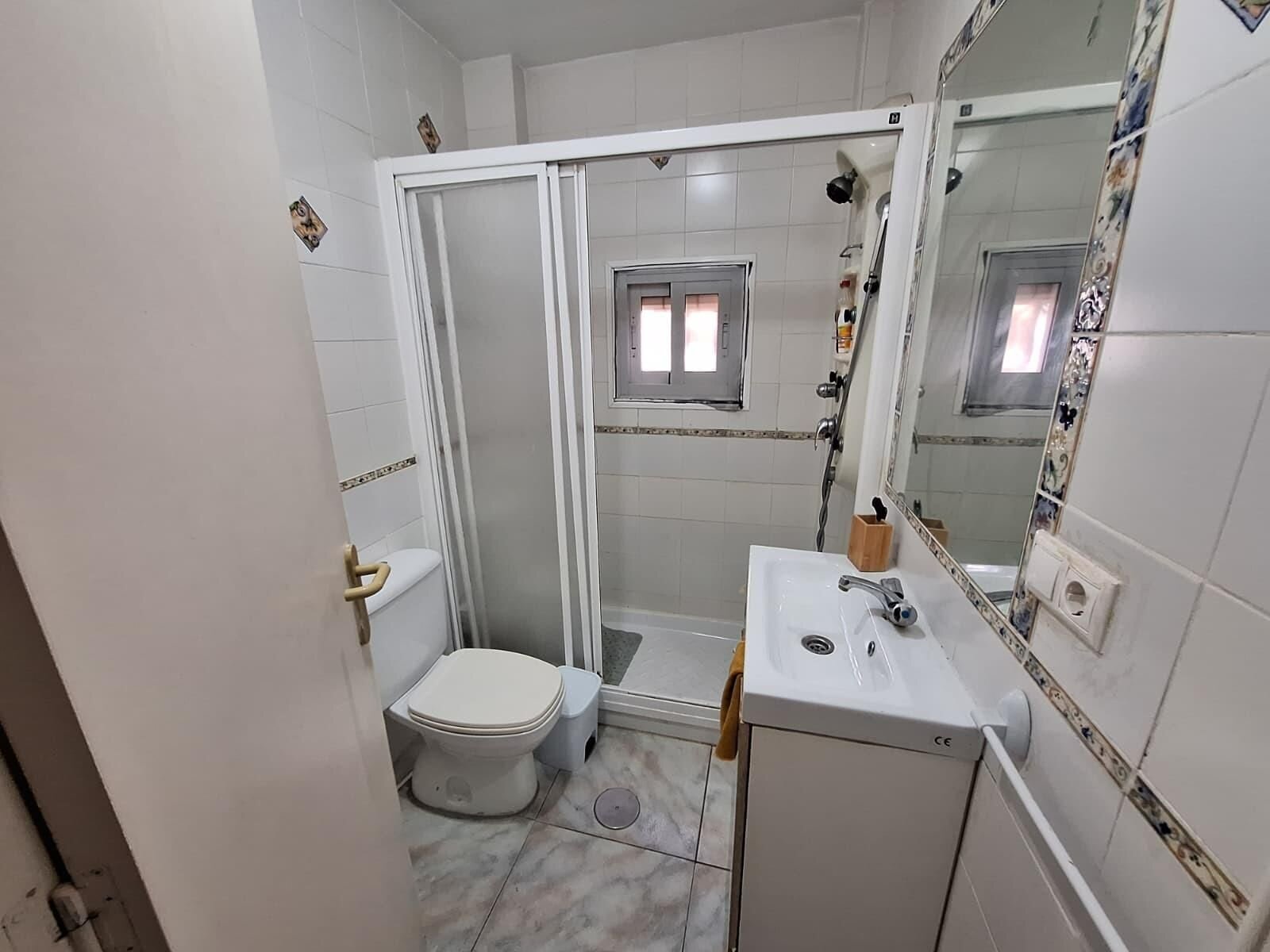 5-Bedroom Quad in Carrefour, Torrevieja - Image 19