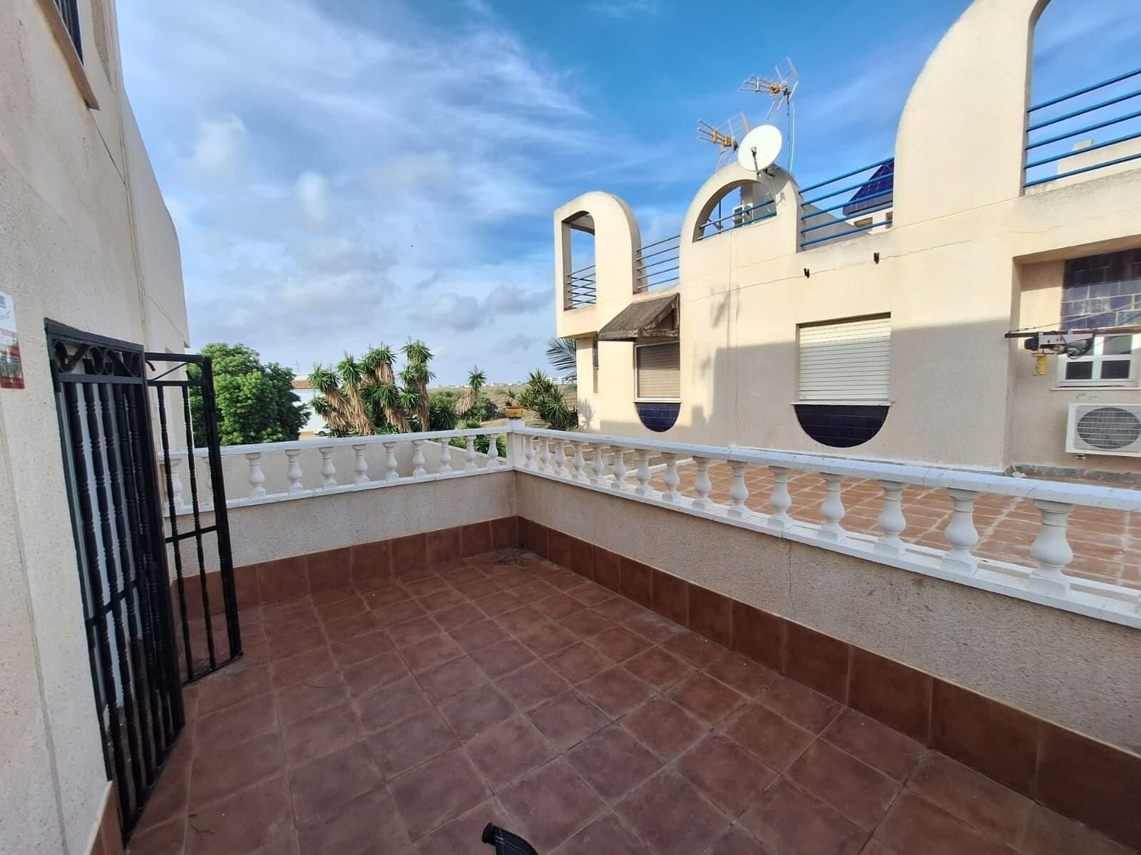 5-Bedroom Quad in Carrefour, Torrevieja - Image 21