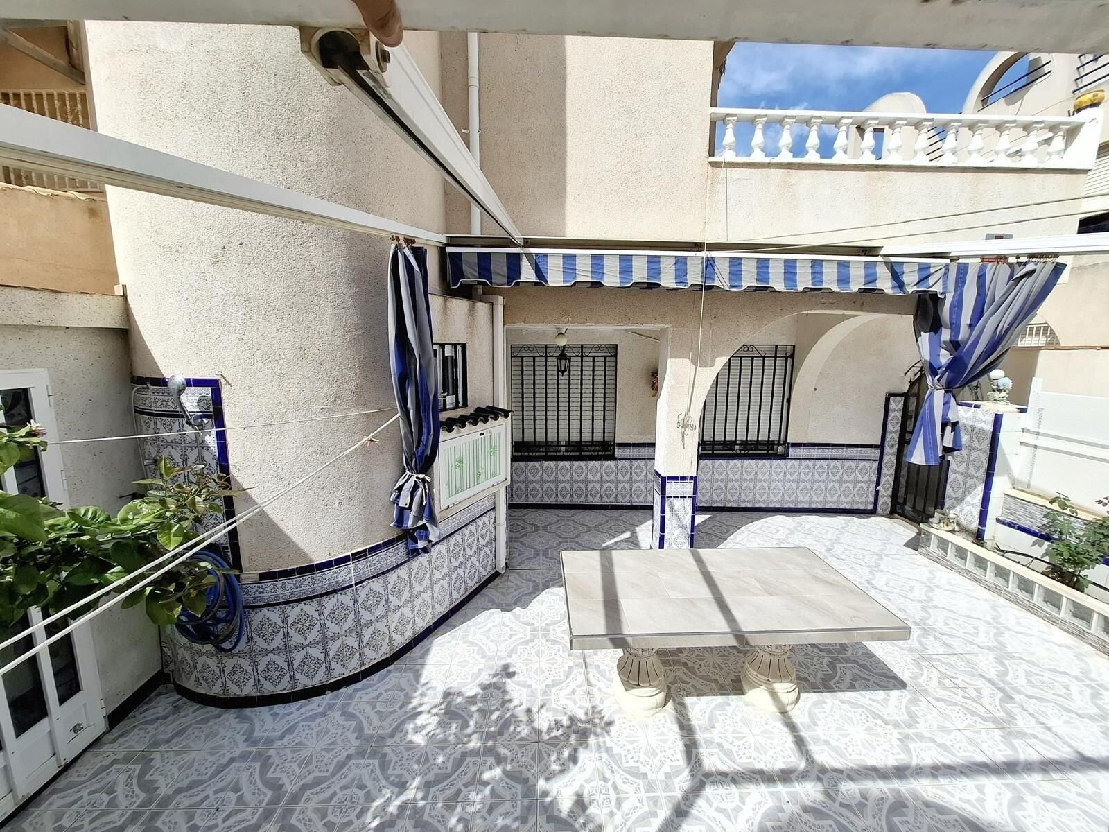 5-Bedroom Quad in Carrefour, Torrevieja - Image 42