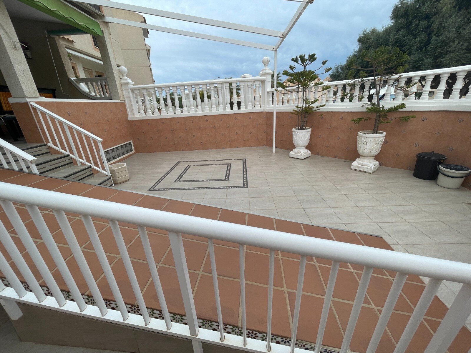 5-Bedroom House in Los Secanos, Guardamar del Segura - Image 2