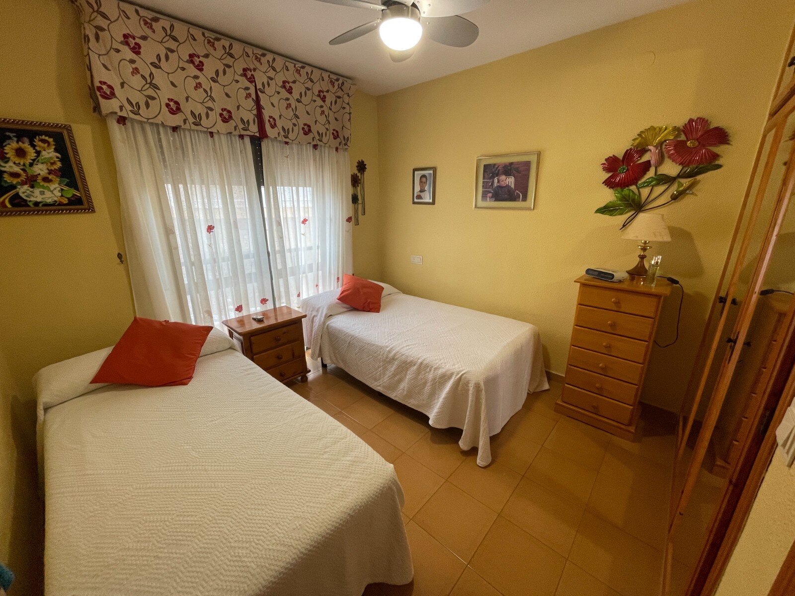 5-Bedroom House in Los Secanos, Guardamar del Segura - Image 25