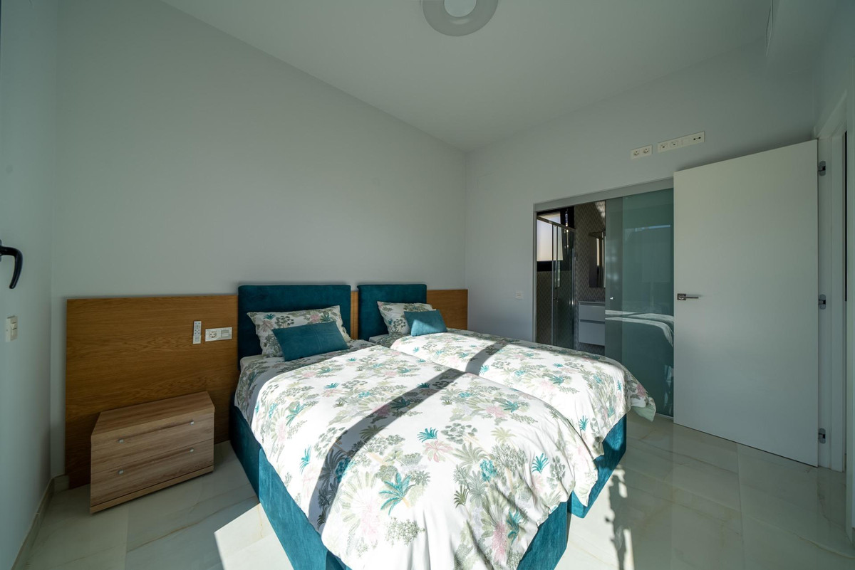 3-Bedroom Detached House in  Orihuela Costa | Sunny Casas... - Image 19