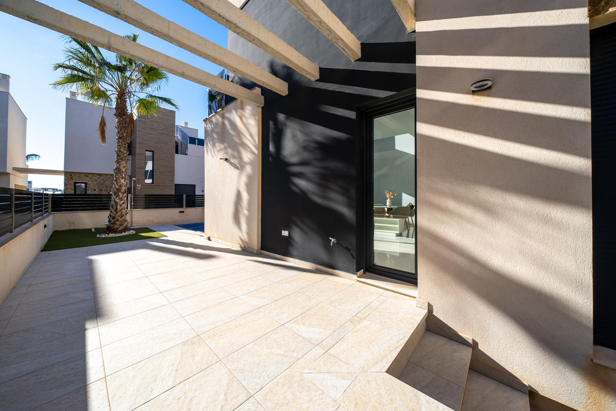 3-Bedroom Detached House in  Orihuela Costa | Sunny Casas... - Image 3