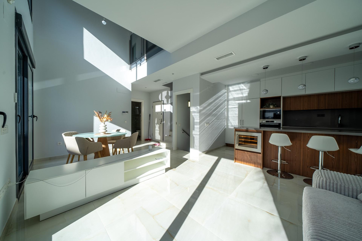 3-Bedroom Detached House in  Orihuela Costa | Sunny Casas... - Image 8