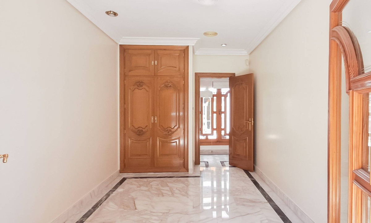 6-Bedroom Penthouse Apartment in Lo Pagan, San Pedro del ... - Image 23