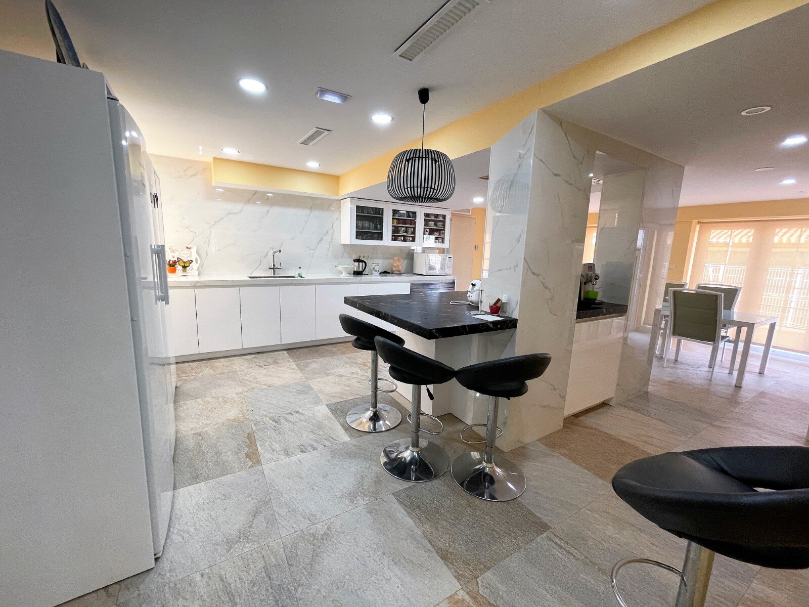 8-Bedroom Villa in Costa Blanca, Cabo Roig - Image 18