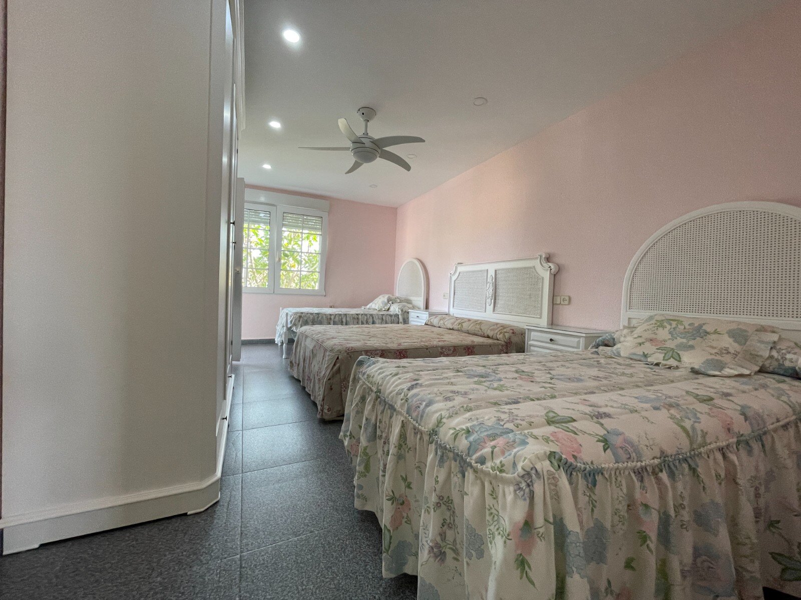 8-Bedroom Villa in Costa Blanca, Cabo Roig - Image 47