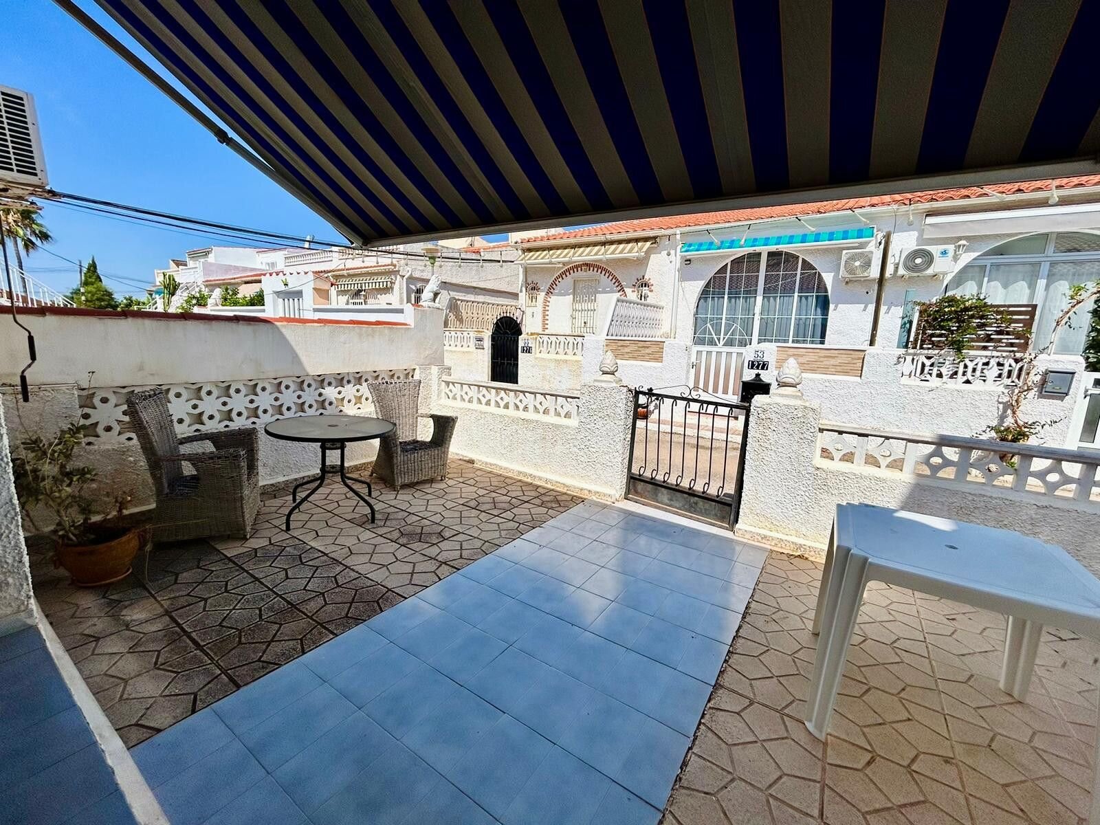 2-Bedroom House in Centro, Torrevieja - Image 5