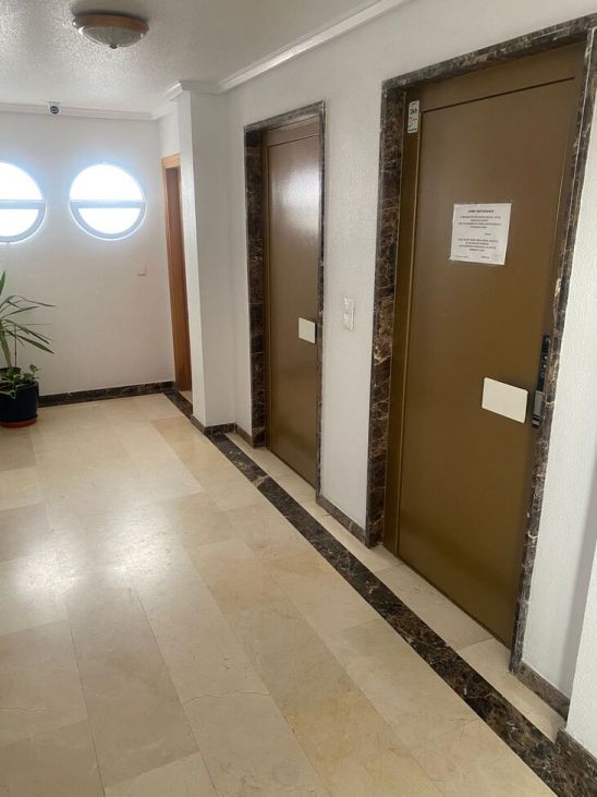 1-Bedroom Penthouse in Centro, Torrevieja - Image 10