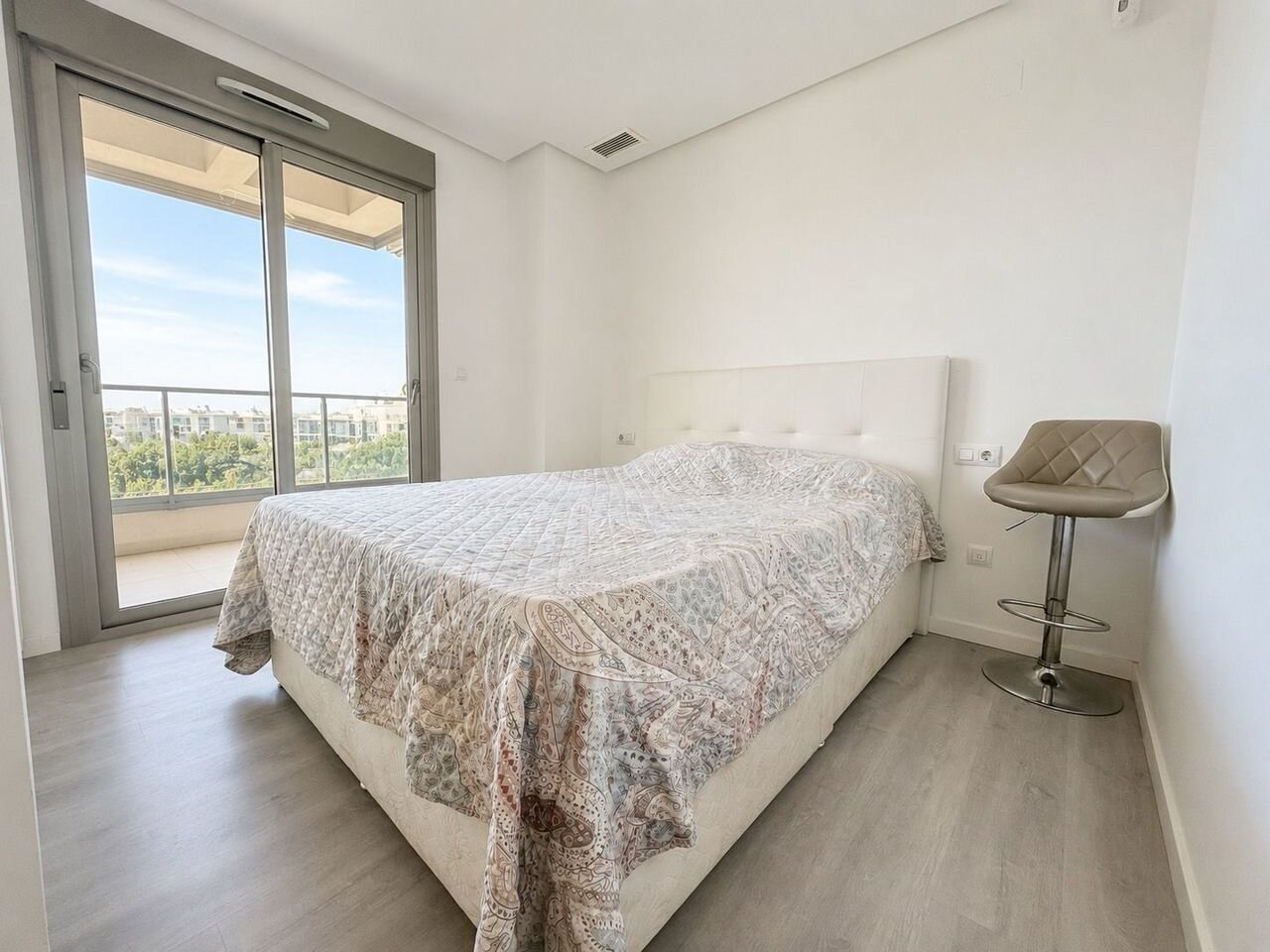 2-Bedroom Penthouse in Lomas de Cabo Roig-los Dolses, Orihuela Costa - Image 9