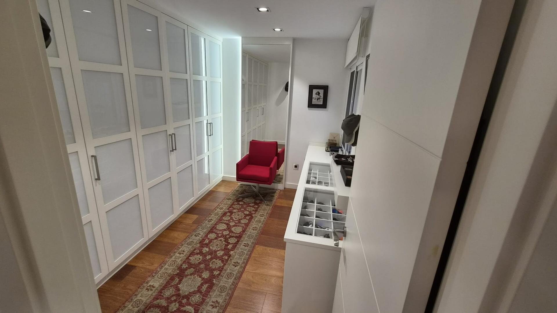 4-Bedroom Apartment in Centro, Torrevieja - Image 19