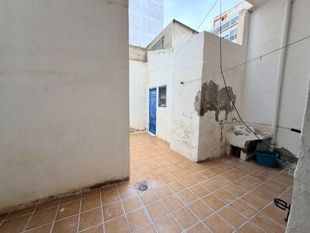 6-Bedroom Apartment in Torrevieja, Torrevieja - Image 17