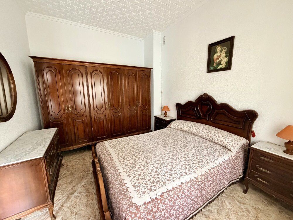 6-Bedroom Apartment in Torrevieja, Torrevieja - Image 23