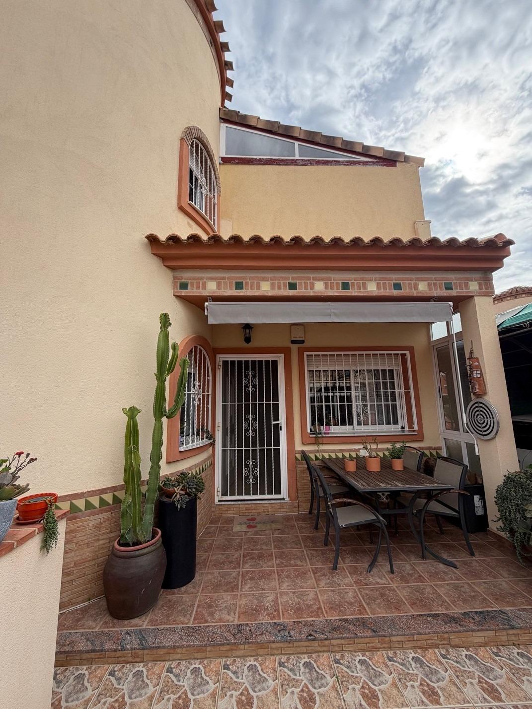 3-Zimmer Villa in Playa Flamenca, Orihuela Costa - Image 4