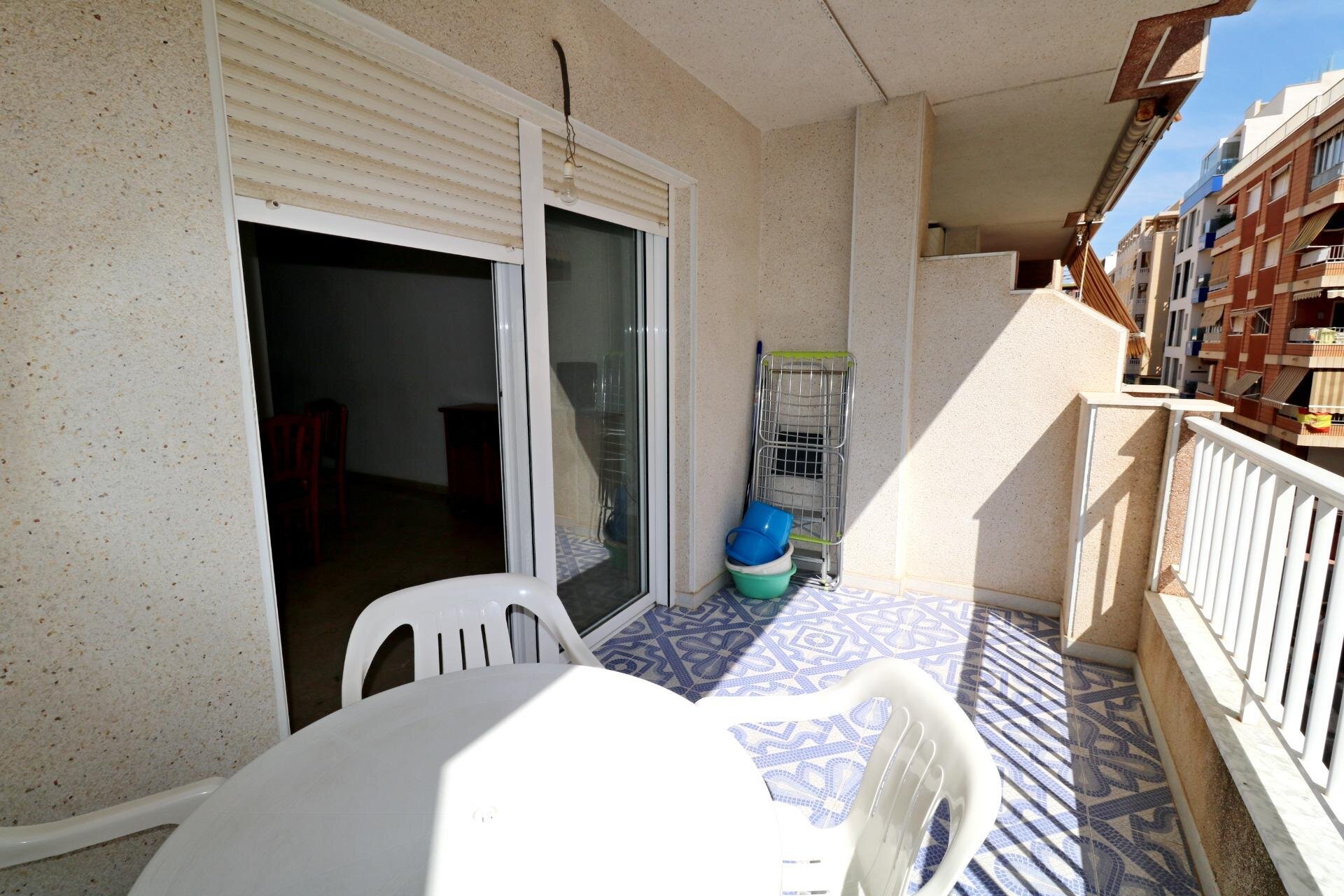 2-Bedroom Apartment in Paseo Maritimo, Torrevieja - Image 20