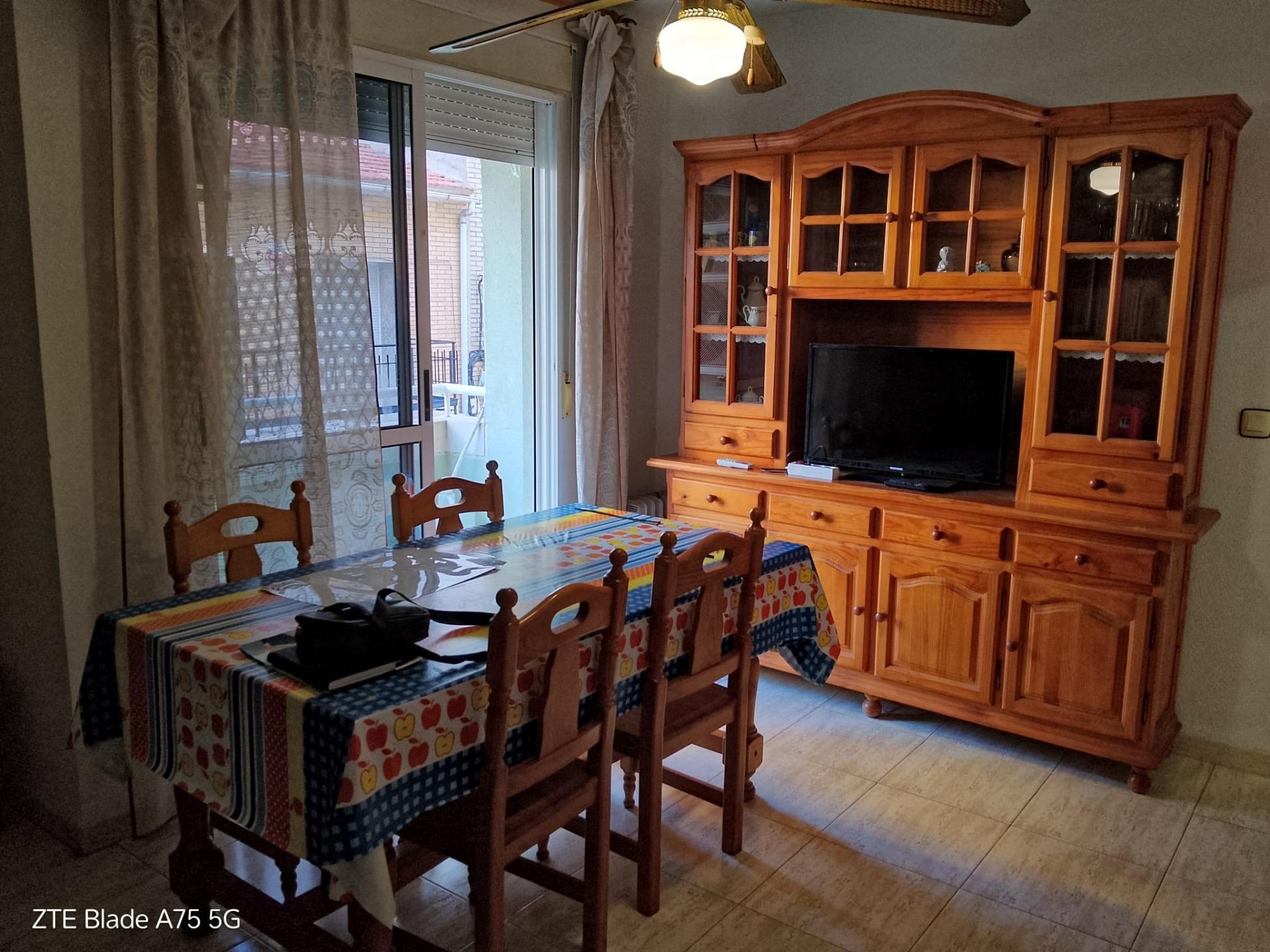 2-Bedroom Apartment in Barrio San Isidro, Puerto de Mazarrón - Image 3