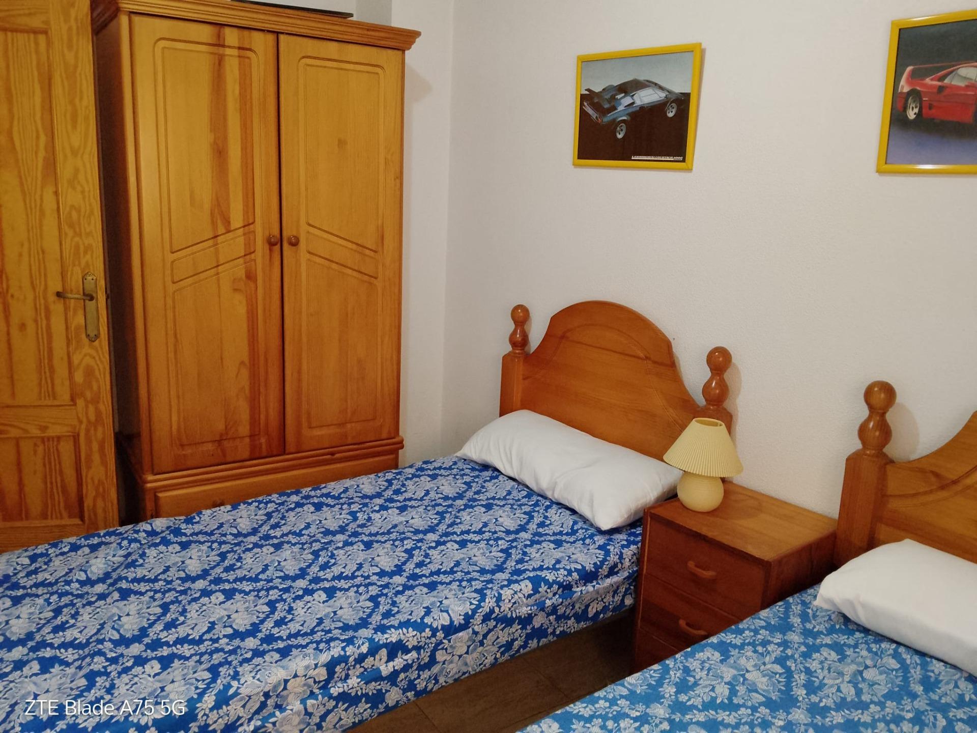 2-Bedroom Apartment in Barrio San Isidro, Puerto de Mazarrón - Image 9