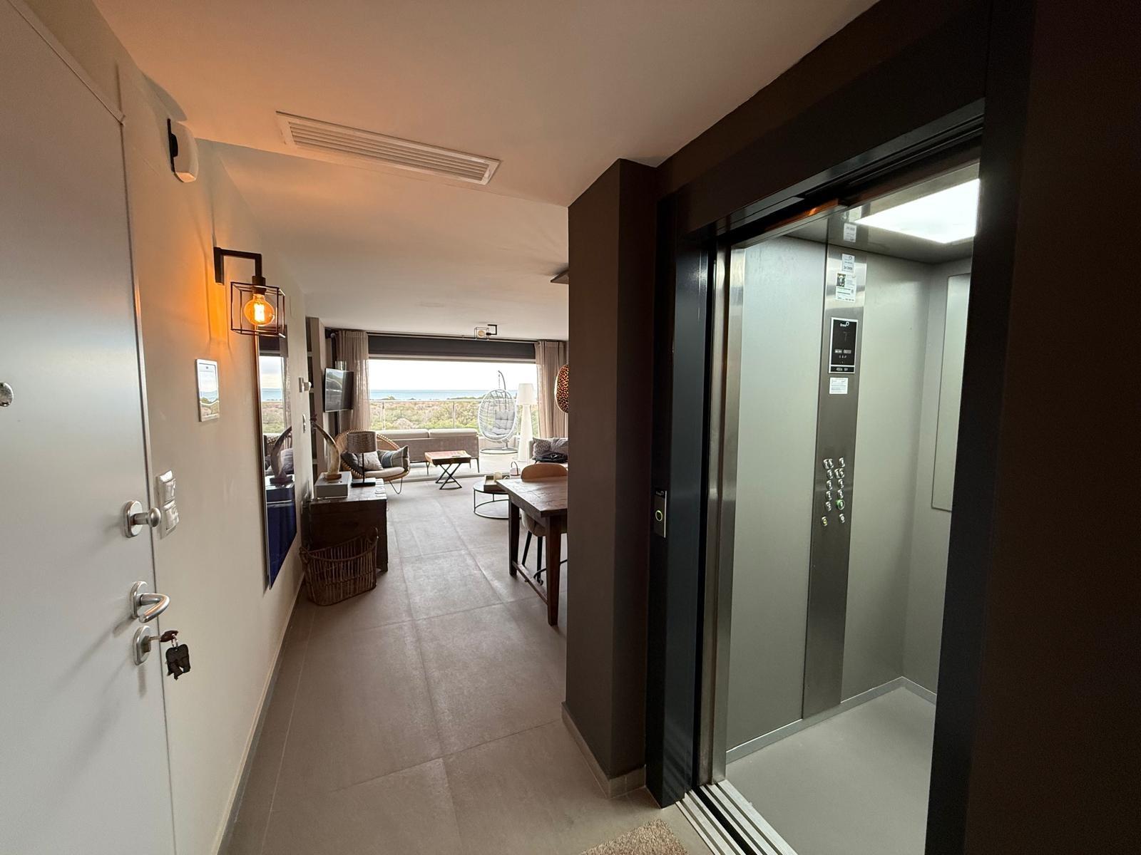 3-Bedroom Penthouse in Guardamar del Segura - Image 4