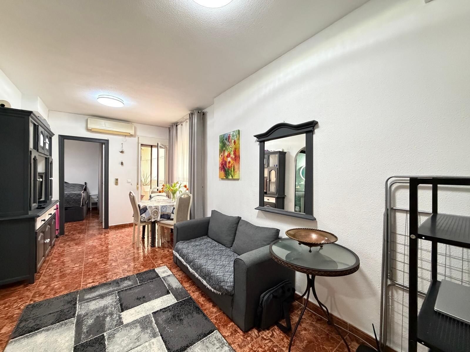 1-Bedroom Apartment in Estacion de Autobuses, Torrevieja - Image 6