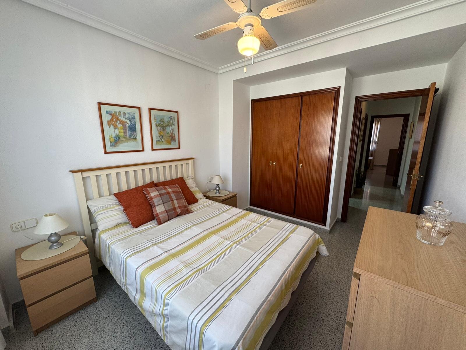 3-Bedroom Apartment in Pueblo 9, San Miguel de Salinas - Image 18