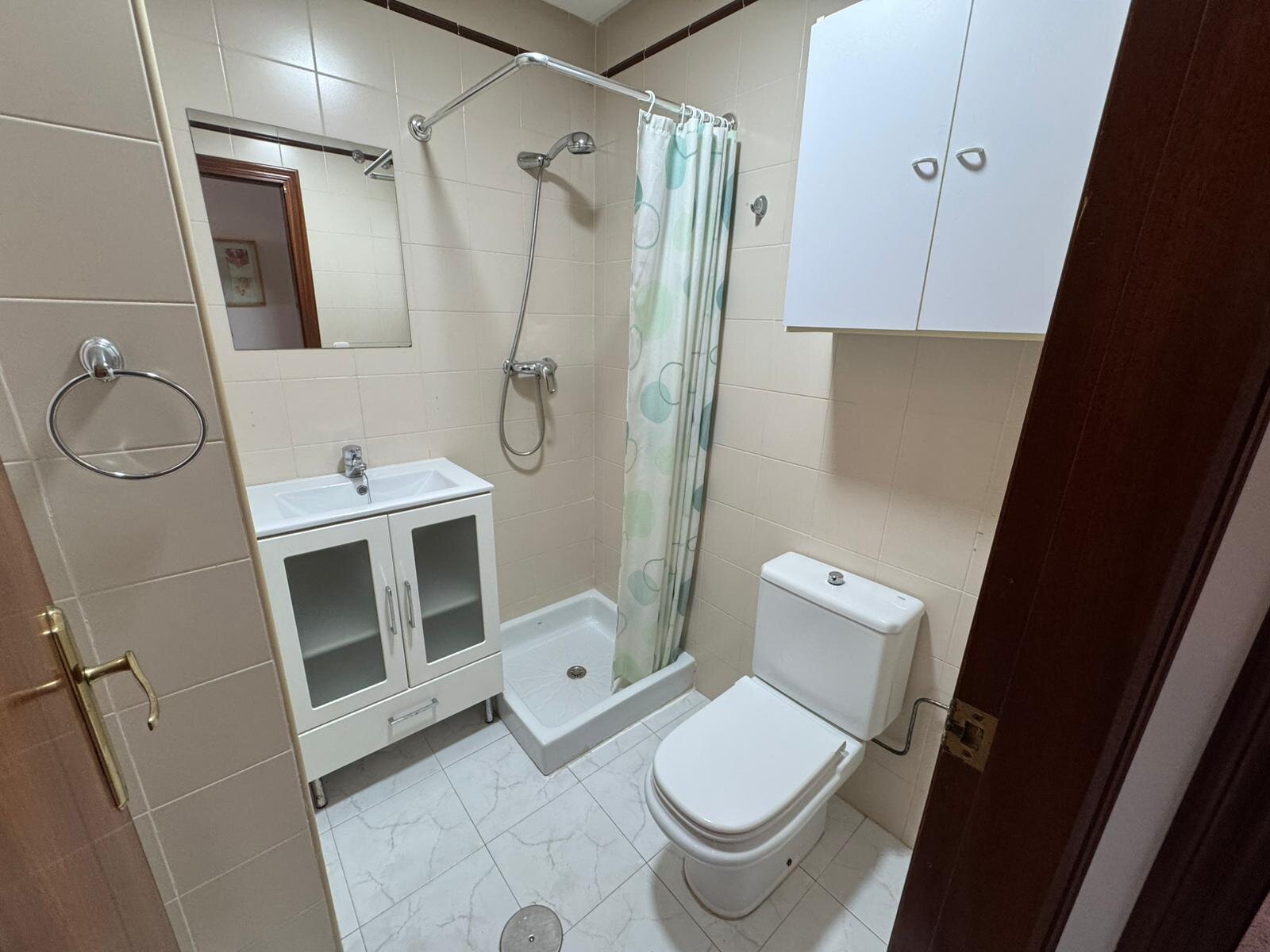 3-Bedroom Apartment in Pueblo 9, San Miguel de Salinas - Image 26