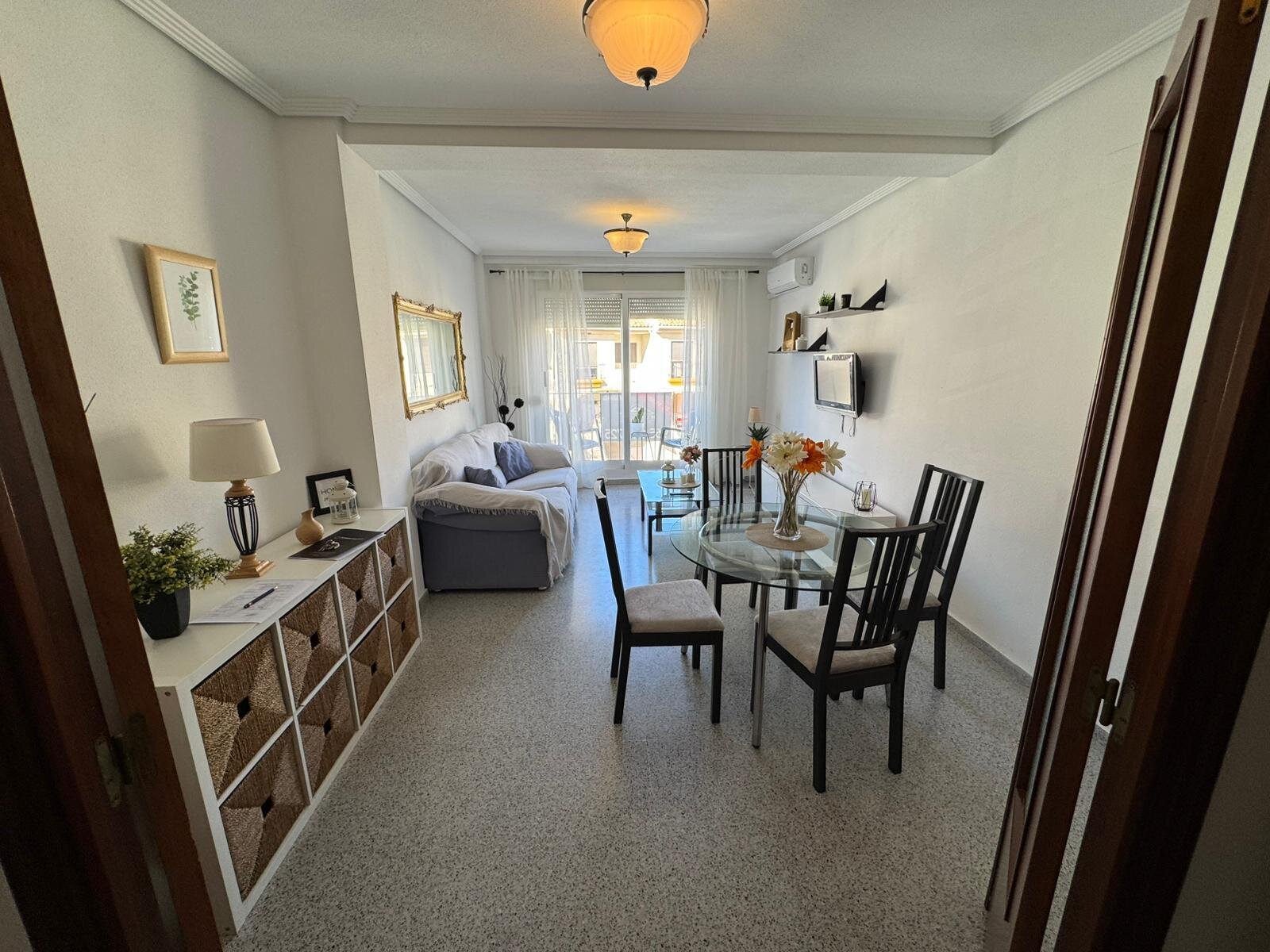 3-Bedroom Apartment in Pueblo 9, San Miguel de Salinas - Image 6