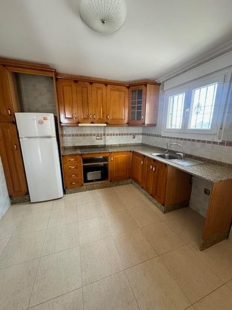 4-Bedroom Bungalow in  Orihuela Costa | Sunny Casas - Cos... - Image 11