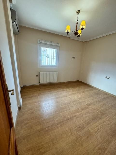 4-Bedroom Bungalow in  Orihuela Costa | Sunny Casas - Cos... - Image 13