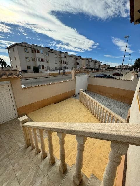 4-Bedroom Bungalow in  Orihuela Costa | Sunny Casas - Cos... - Image 15