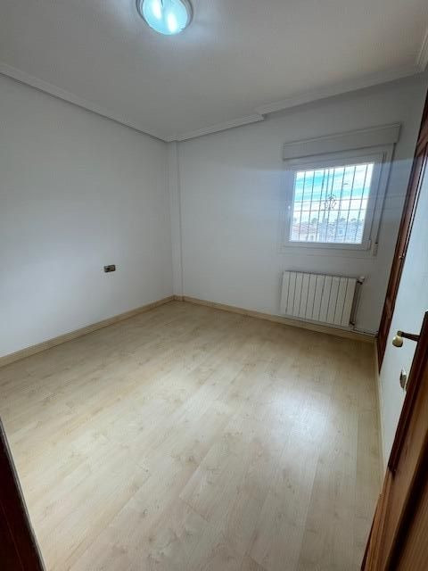 4-Bedroom Bungalow in  Orihuela Costa | Sunny Casas - Cos... - Image 24